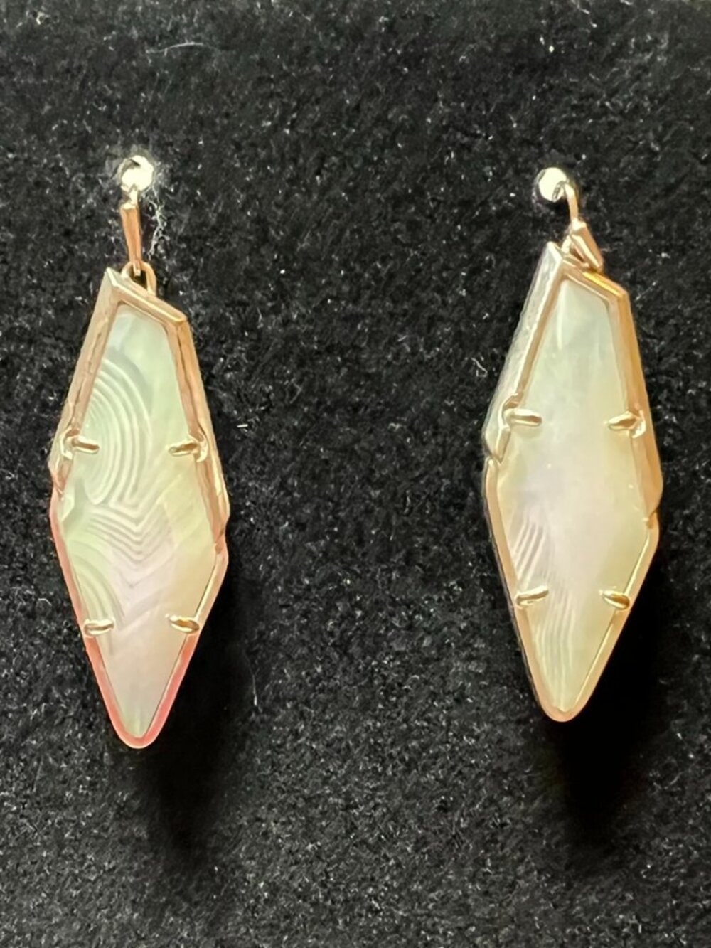 Kendra Scott Bexley Drop Earrings - Like New